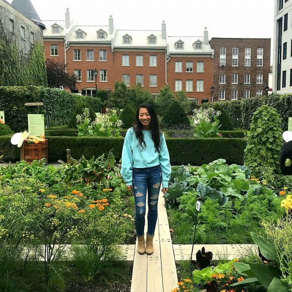 Meet your Posher, Jenny - Picture 1 of 1